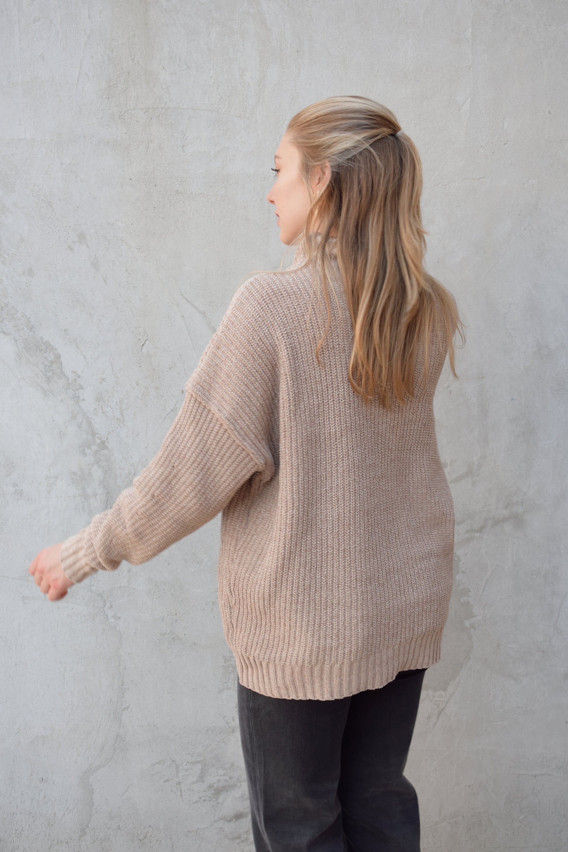 chunky knit sweater oversized drop shoulder loose turtle neck super soft ribbed hem and cuffs