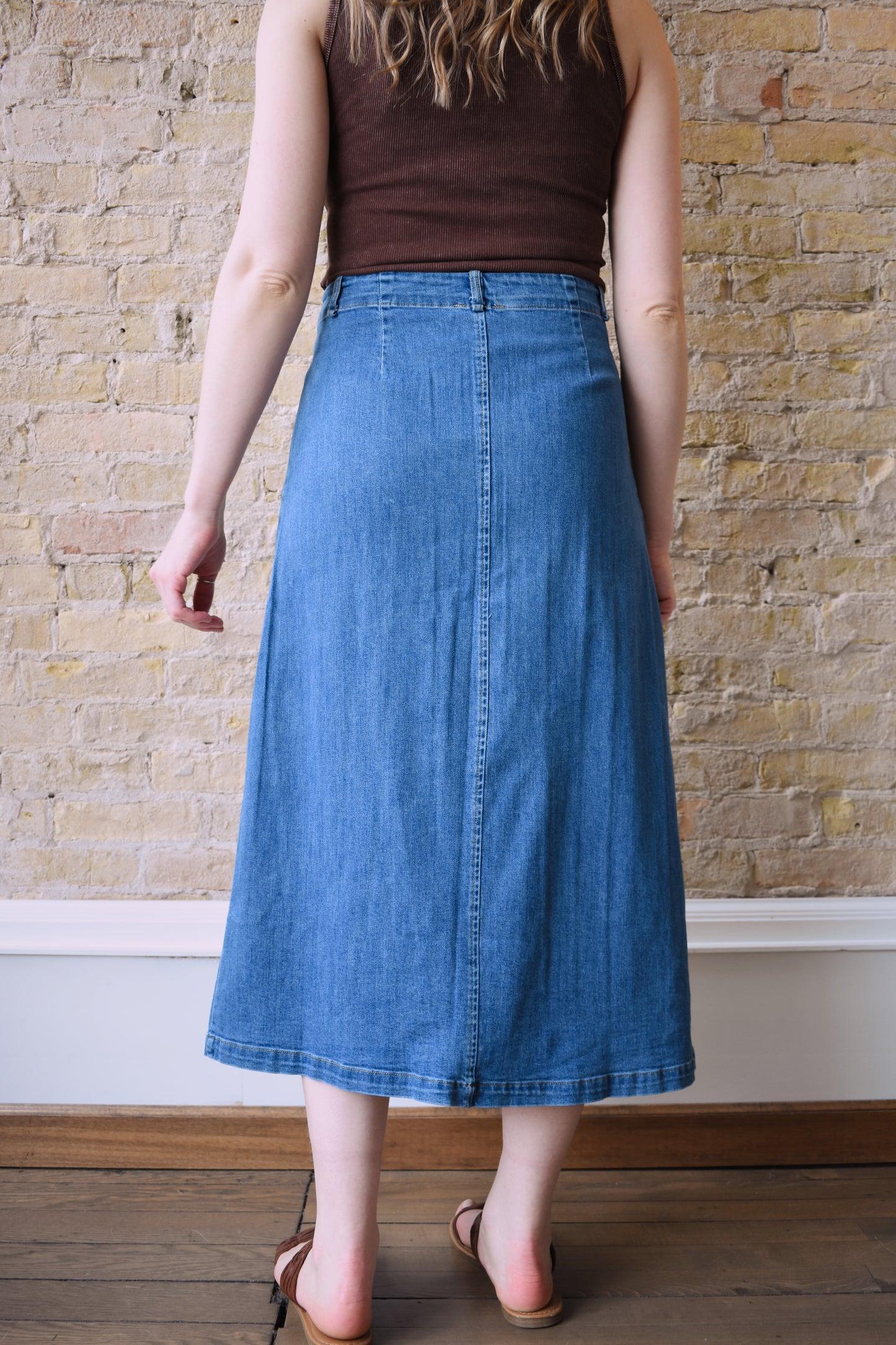 button midi skirt