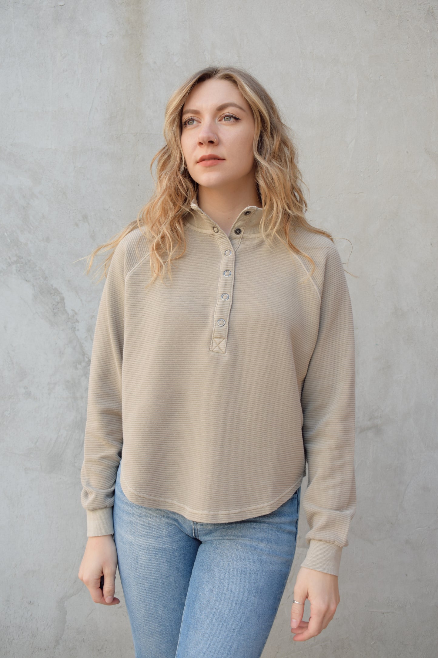 snap button henley, relaxed fit, raglan sleeves, high mock neck, knit thermal material