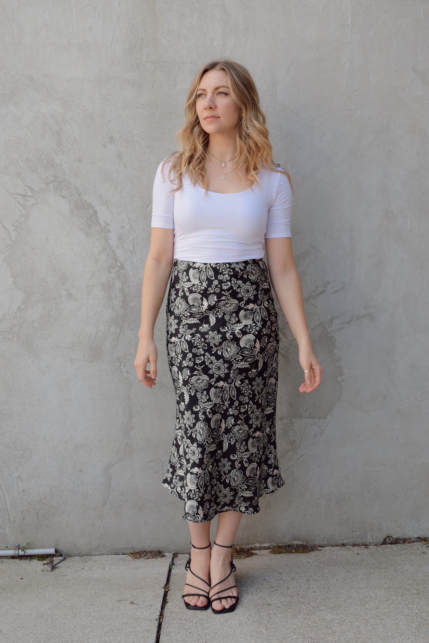 Emery satin skirt
