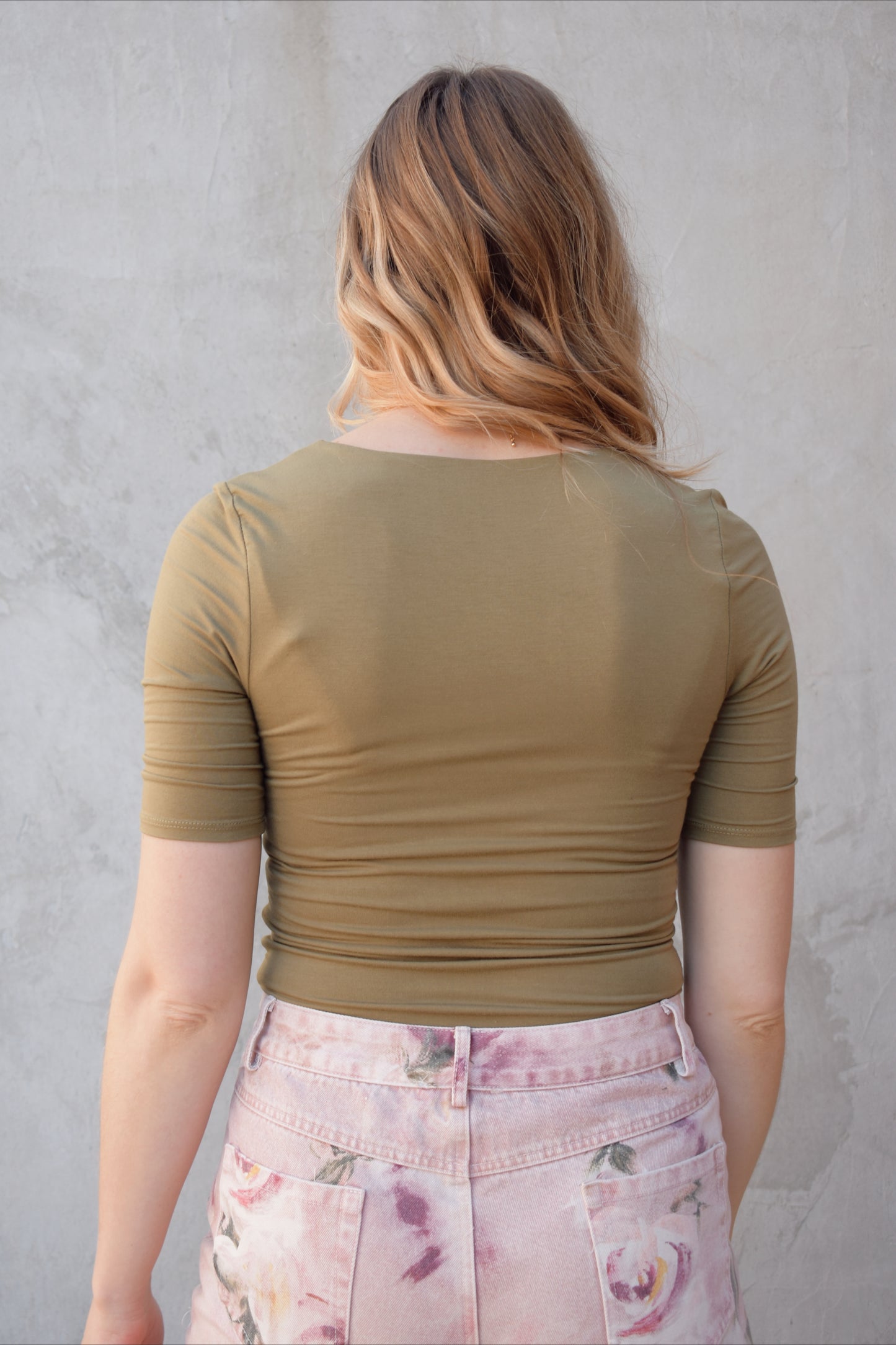 half sleeve crop top