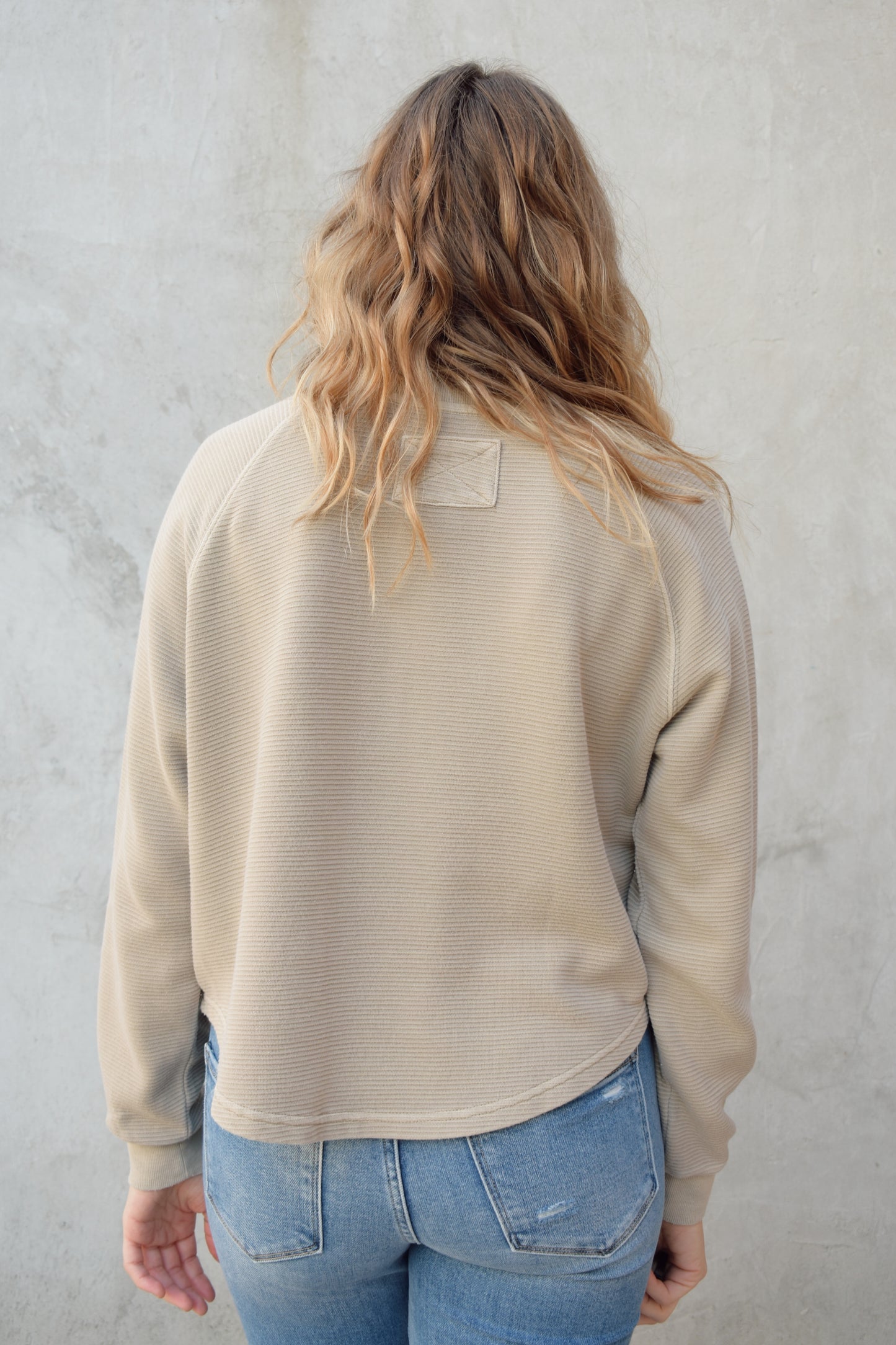 snap button henley, relaxed fit, raglan sleeves, high mock neck, knit thermal material