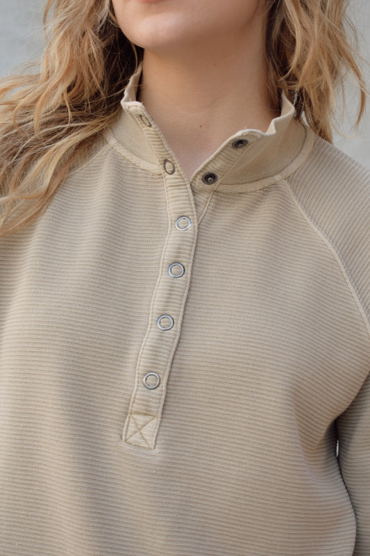 snap button henley, relaxed fit, raglan sleeves, high mock neck, knit thermal material