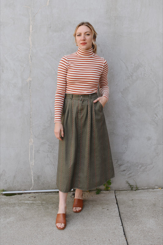 floral accent skirt