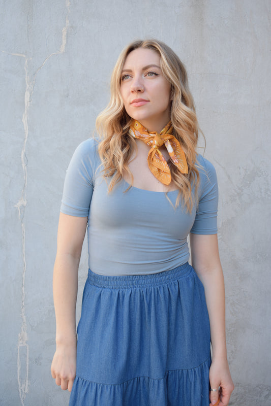 half sleeve crop top