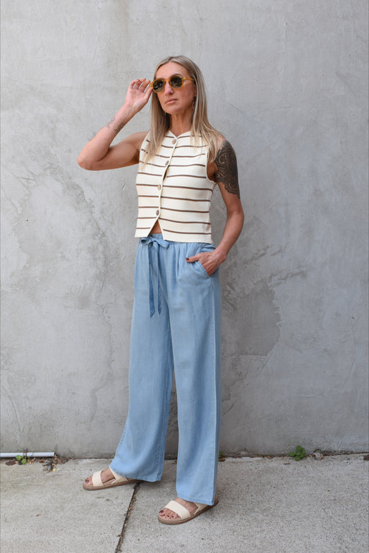 natural button vest