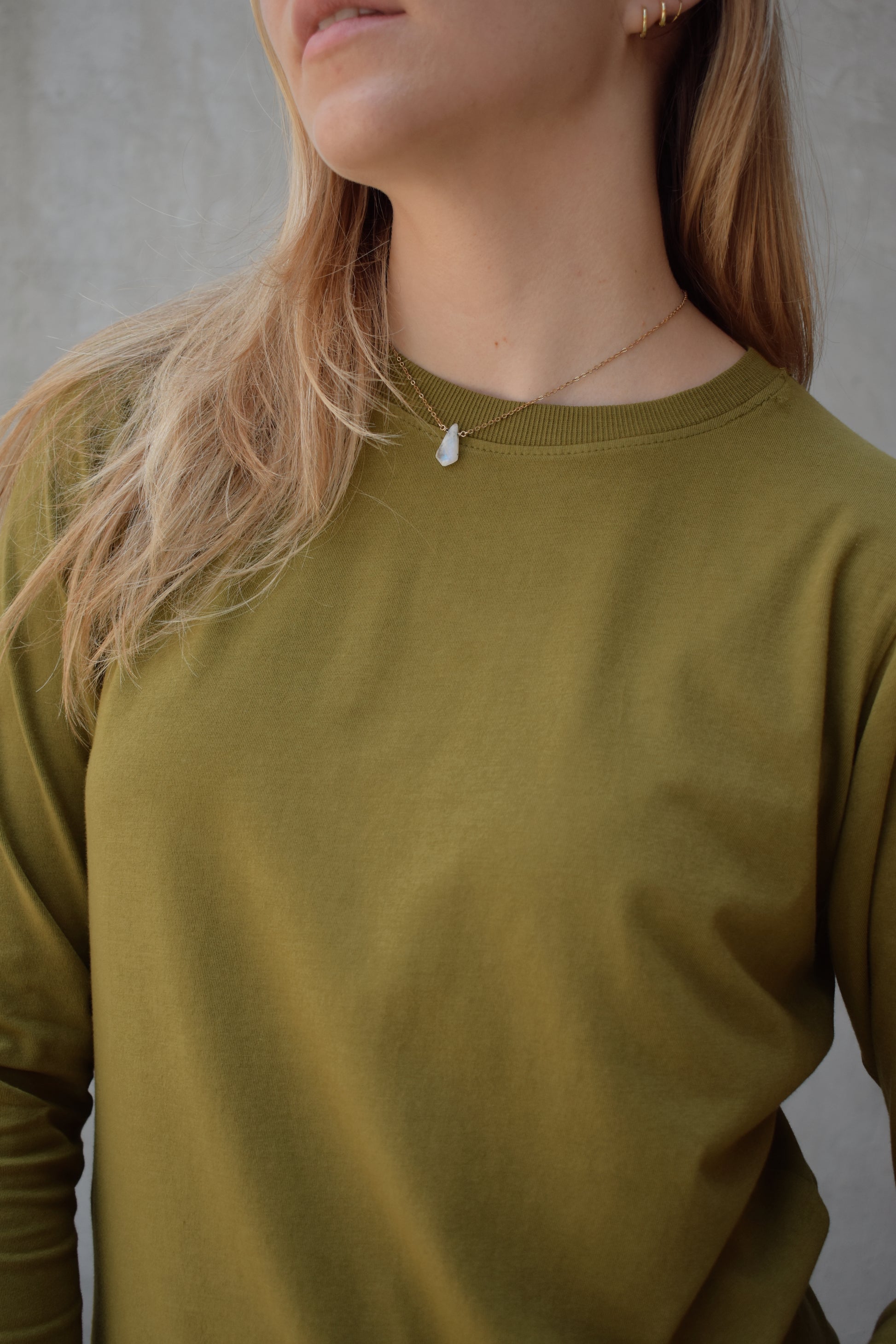 crew neck full length light weight cotton long sleeve relaxed boxy fit super comfy basic staple athleisure