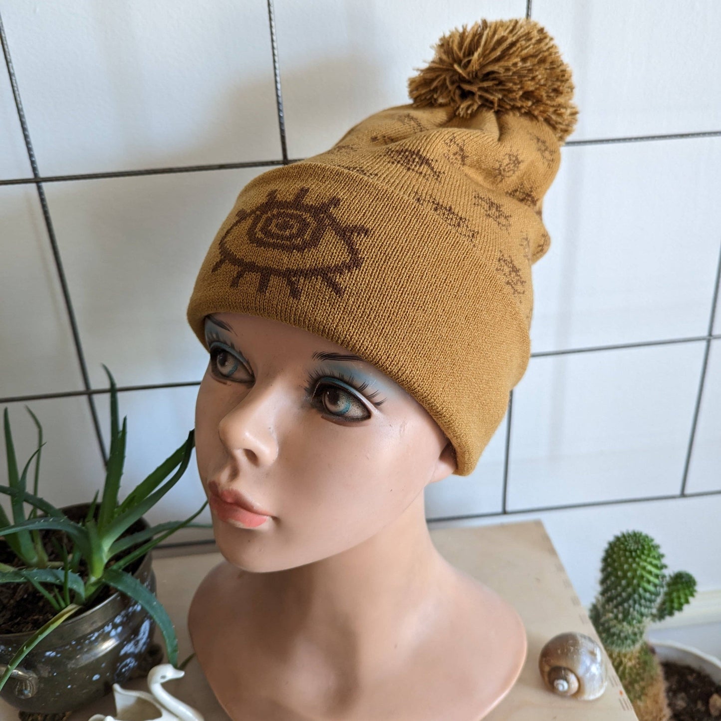 all eyes beanie