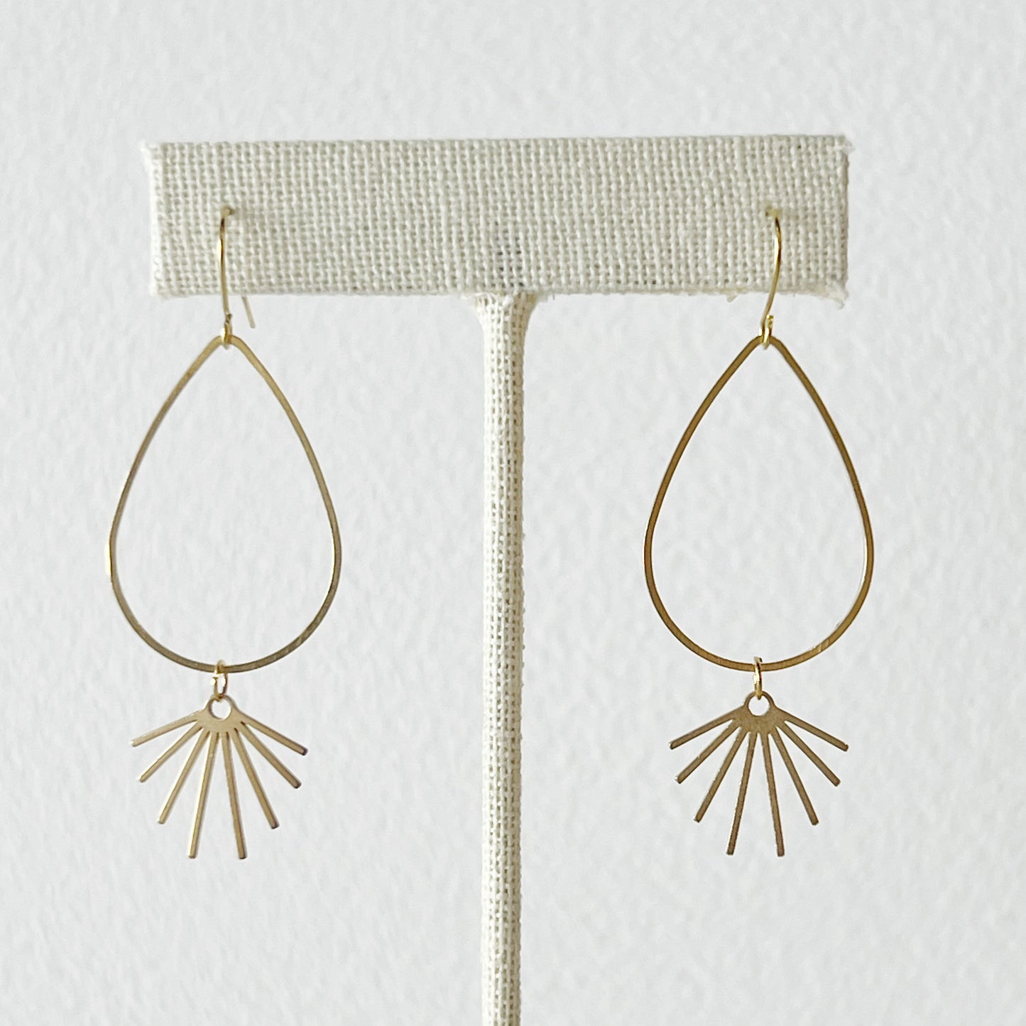 teardrop burst earrings