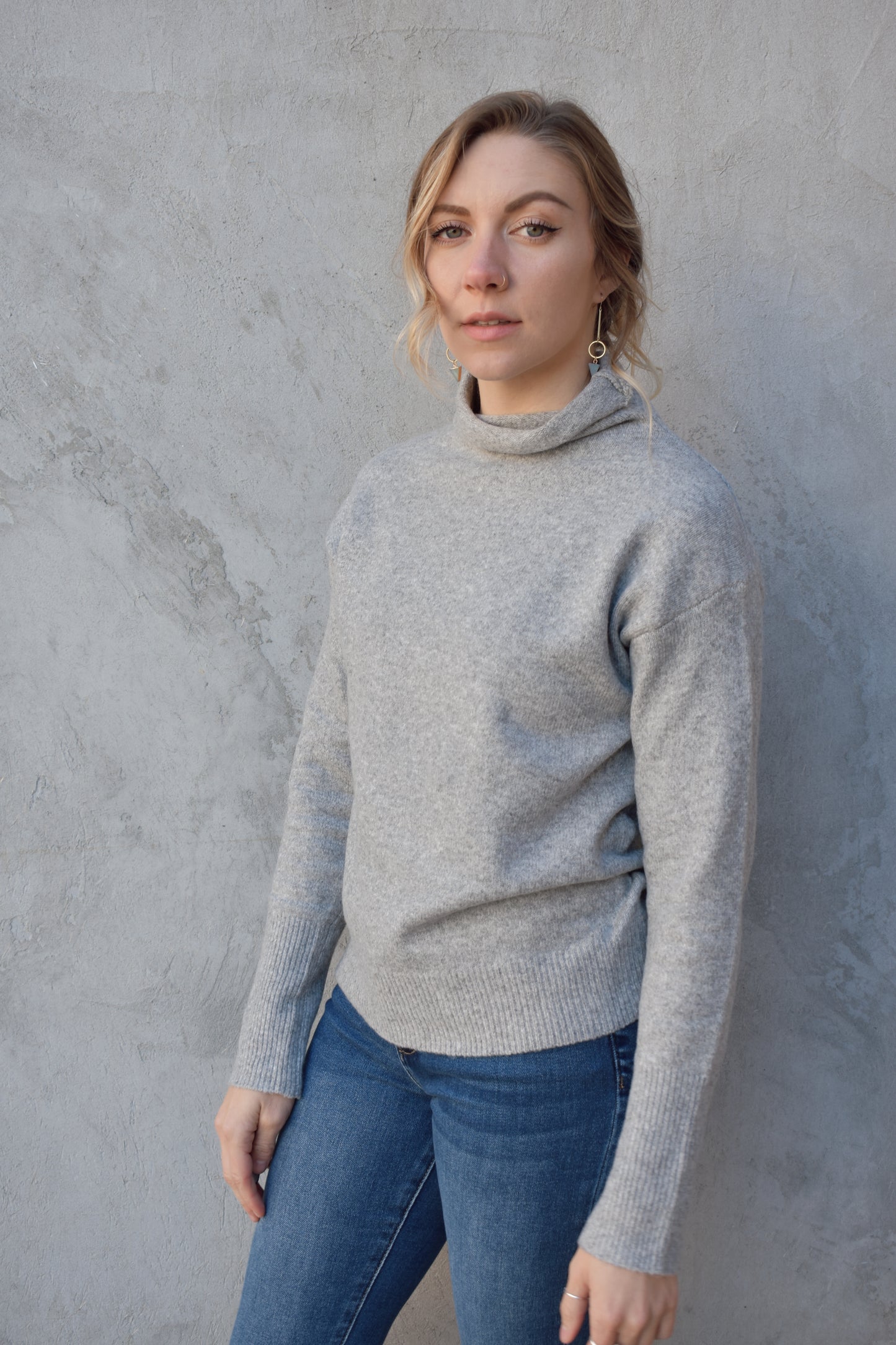 full length long sleeve turtleneck lightweight sweater, relaxed fit, drop shoulders, loose fabric around neck