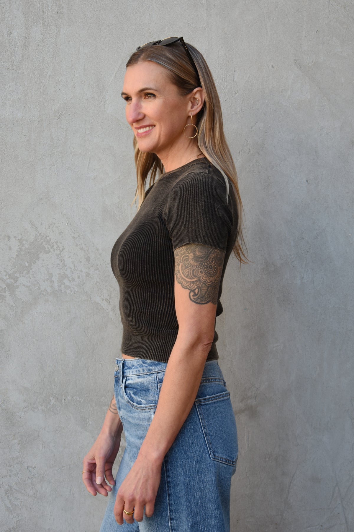 ribbed crew neck top