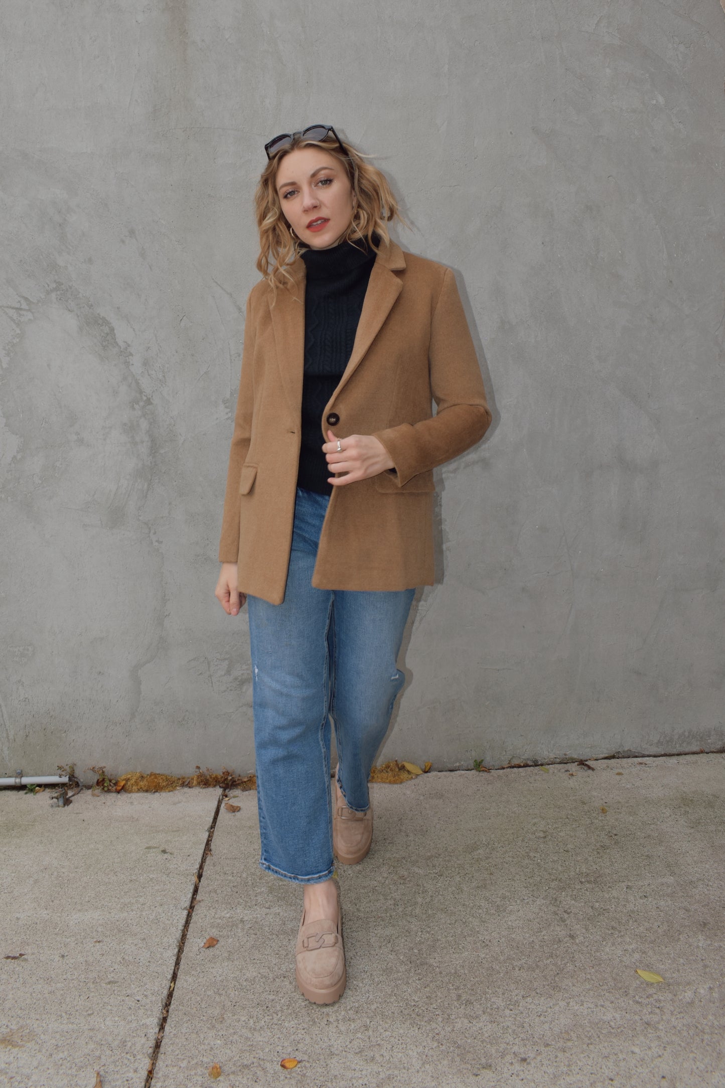 camel pea coat/ blazer with lapel collar, one button closure, patch pockets with flaps in the front, lined, hits at upper thigh area