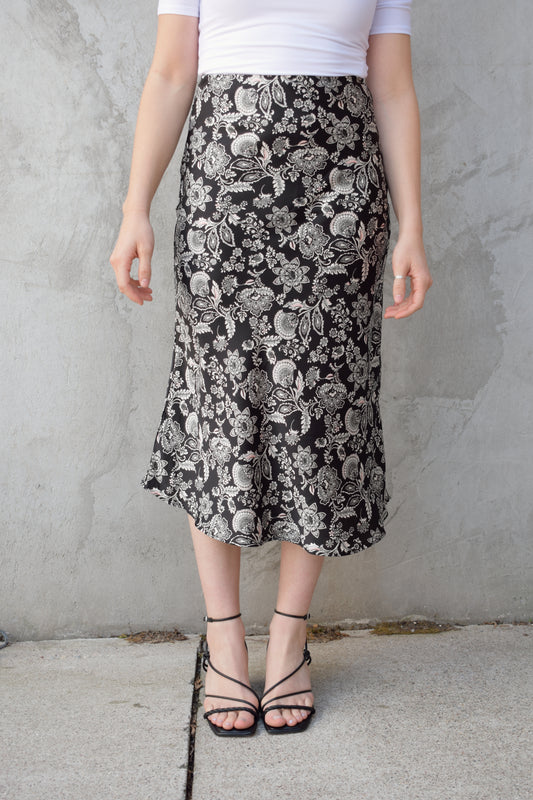 Emery satin skirt