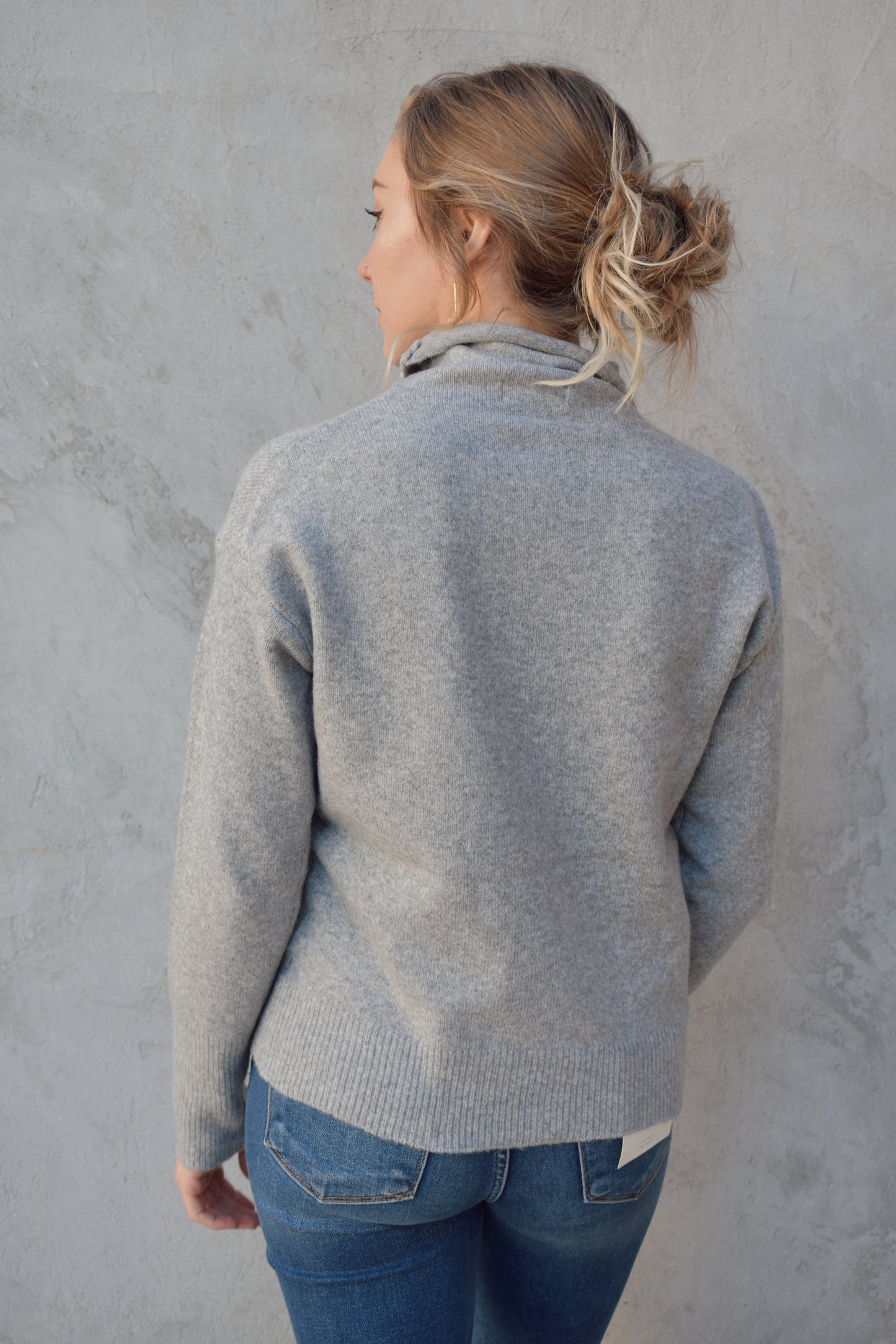 full length long sleeve turtleneck lightweight sweater, relaxed fit, drop shoulders, loose fabric around neck