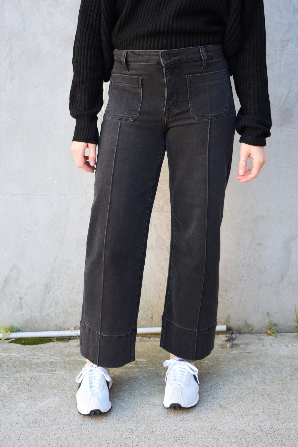 patch pocket pintuck jeans