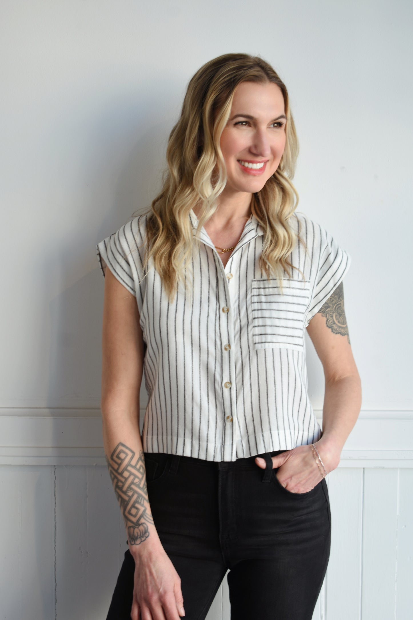 crop striped buttondown