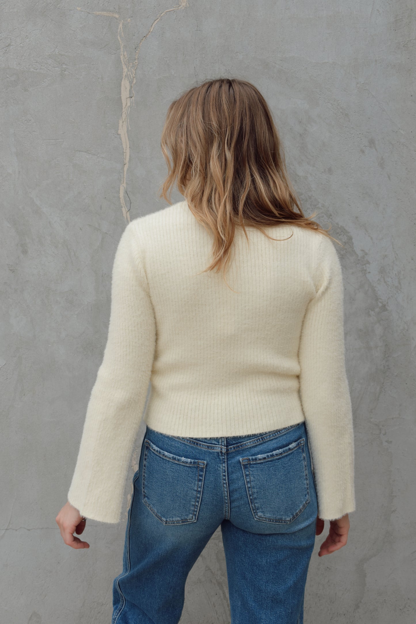 soft bell cropped sweater