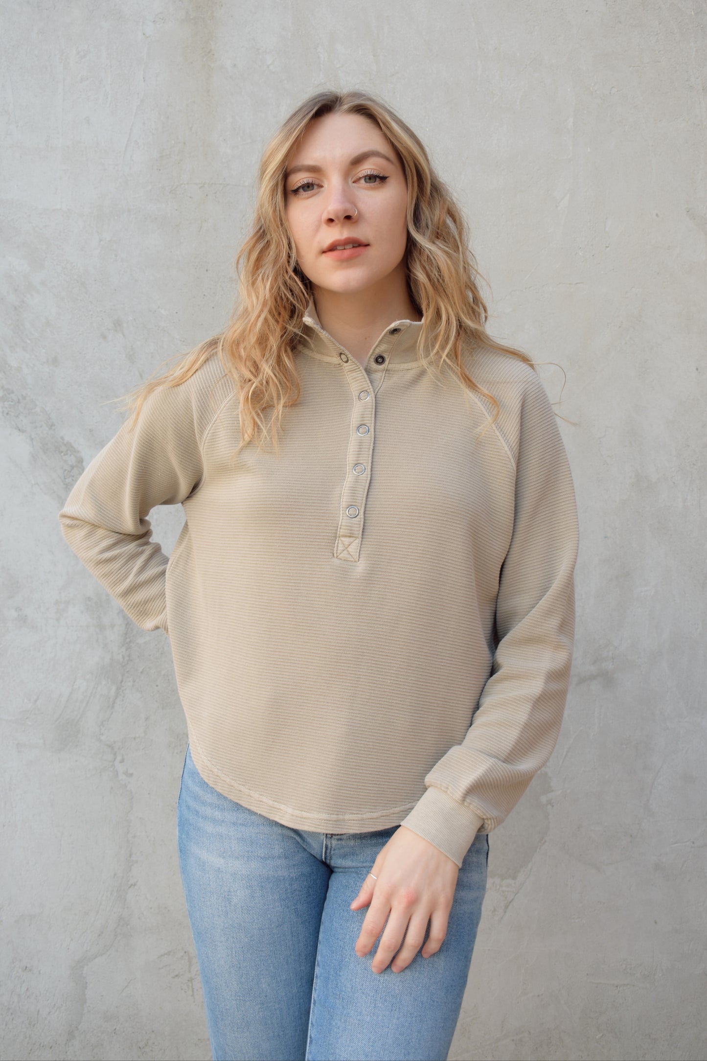 snap button henley, relaxed fit, raglan sleeves, high mock neck, knit thermal material