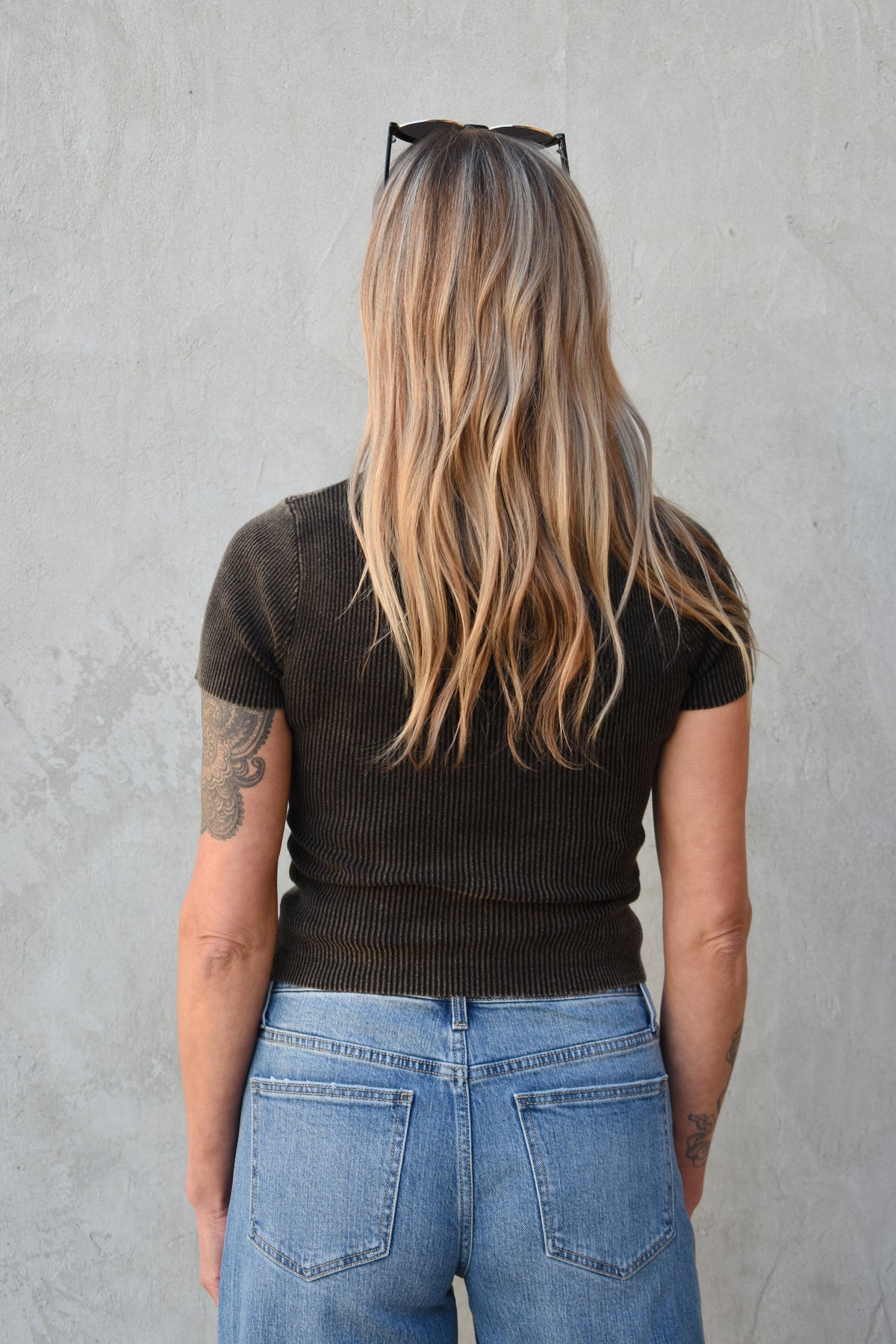 ribbed crew neck top