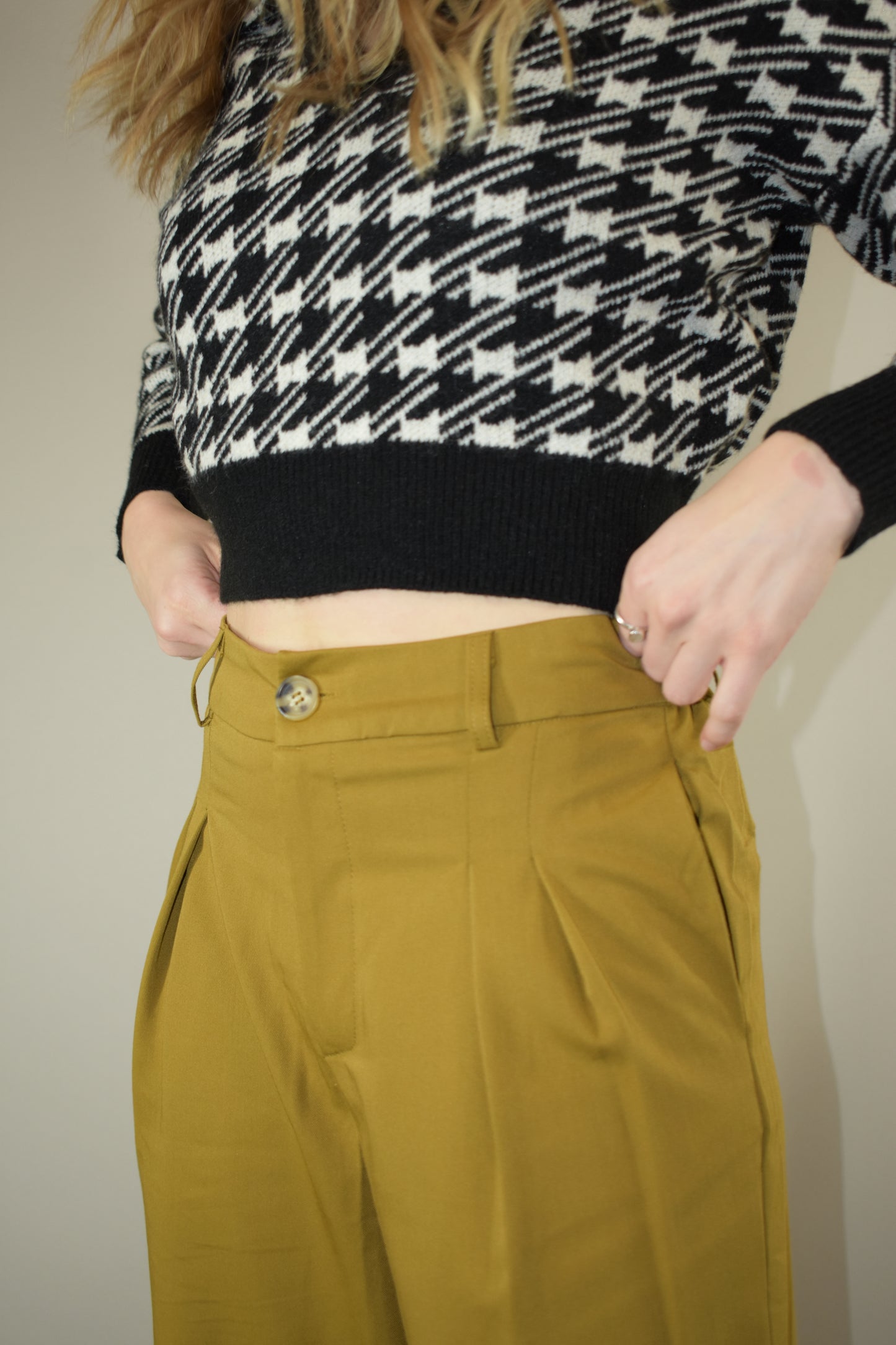 pleat trousers