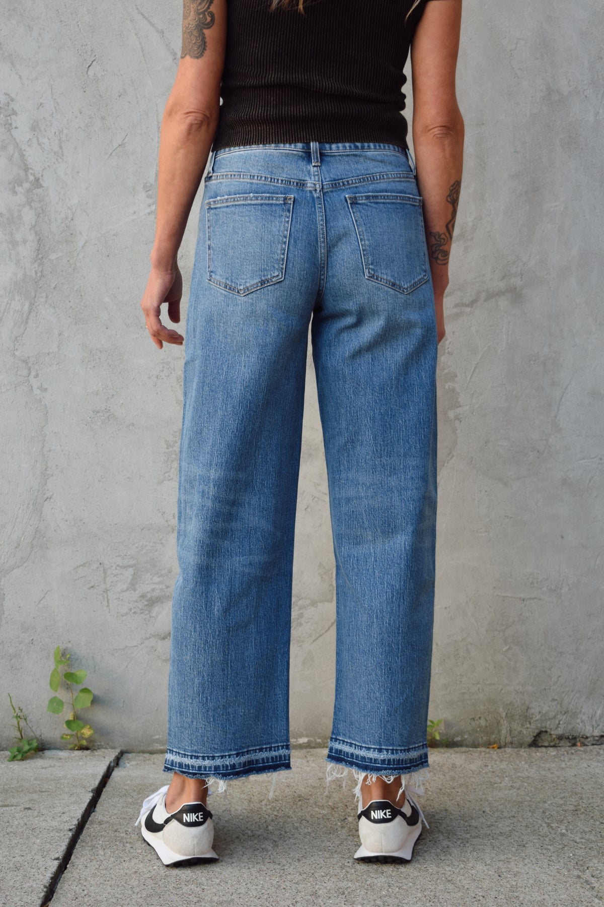 wide barrel jeans