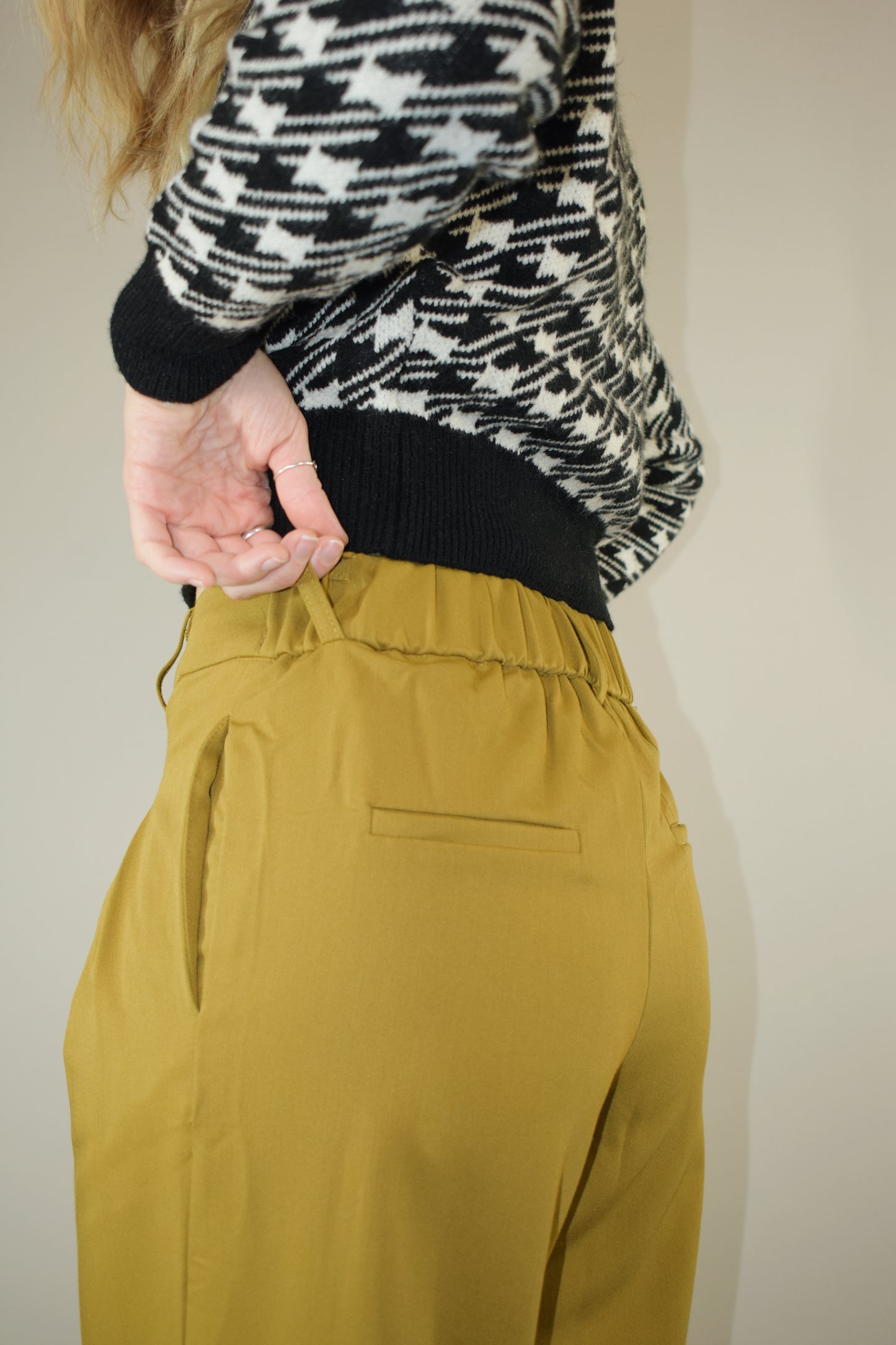 pleat trousers