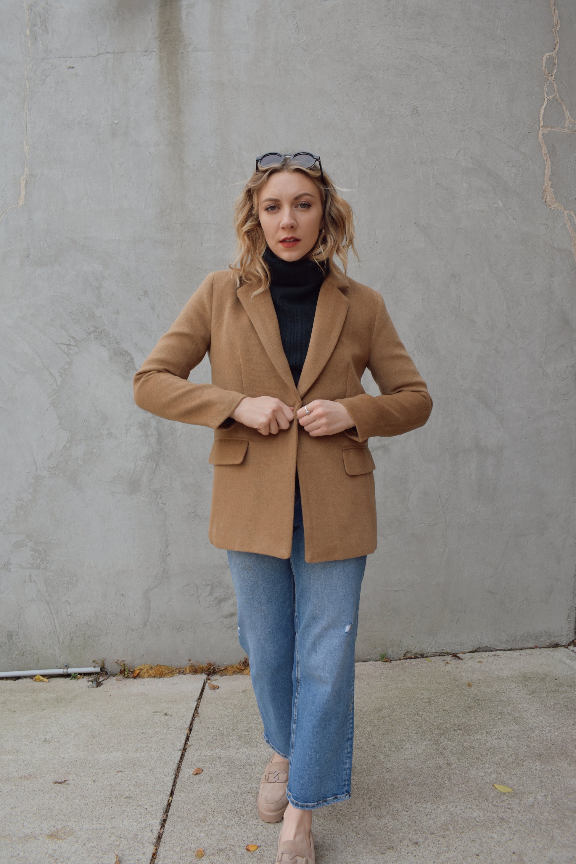 camel pea coat/ blazer with lapel collar, one button closure, patch pockets with flaps in the front, lined, hits at upper thigh area